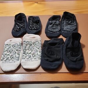 Pure Barre x Tavi Grip Socks